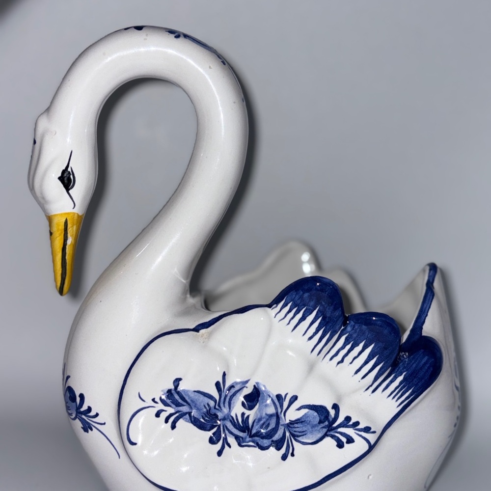 Elegant Blue and White Swan Figurine